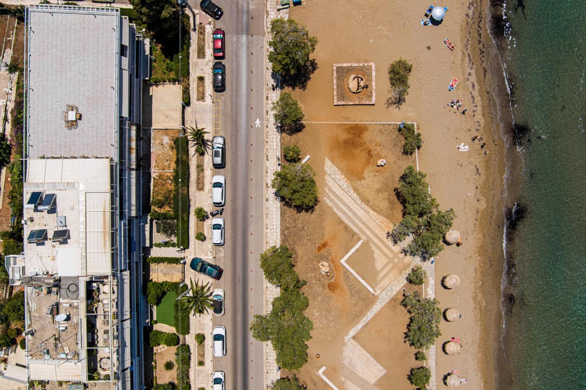Hermes Riviera View * Athens